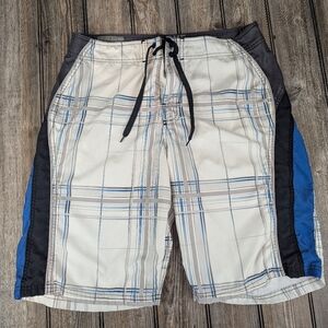 BKE Sport Slim Fit Size 33 Athletic Or Swim Trunks
